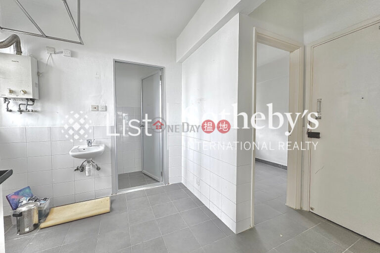 Property for Rent at Scenic Villas with 4 Bedrooms