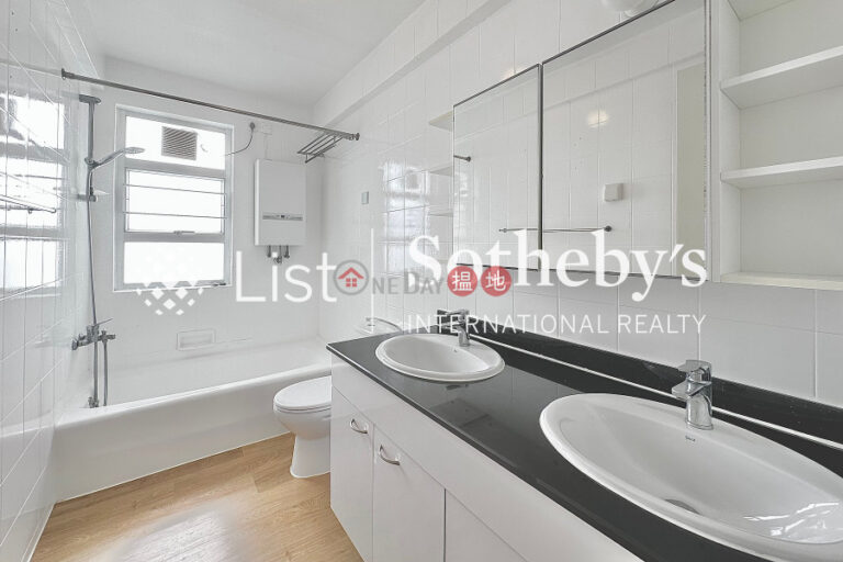 Property for Rent at Scenic Villas with 4 Bedrooms