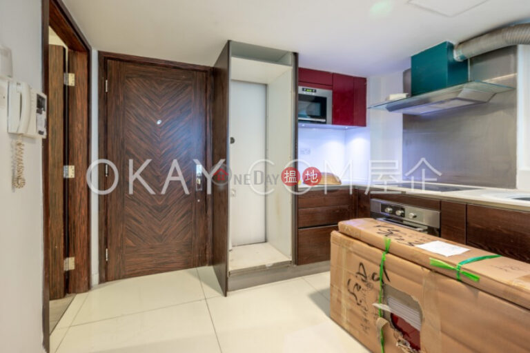 Elegant 2 bedroom in Pokfulam | Rental