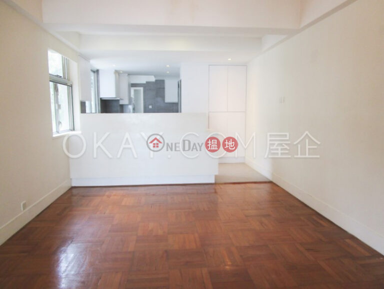 Efficient 3 bedroom with balcony & parking | Rental