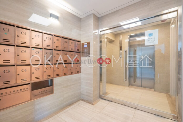 Efficient 3 bedroom with balcony & parking | Rental