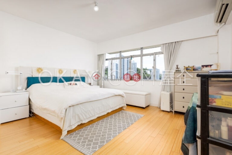 Efficient 4 bed on high floor with sea views & balcony | Rental