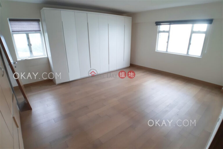 Efficient 4 bedroom with balcony & parking | Rental