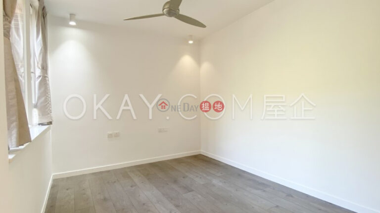 Efficient 3 bedroom with balcony & parking | Rental