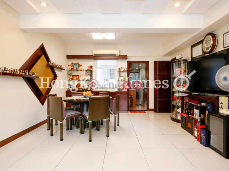 3 Bedroom Family Unit for Rent at Y. Y. Mansions block A-D