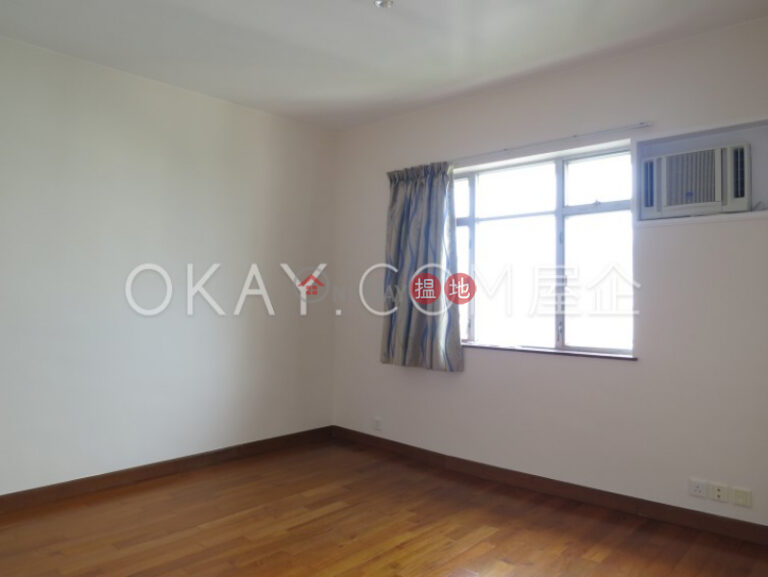 Efficient 3 bedroom with sea views, balcony | Rental