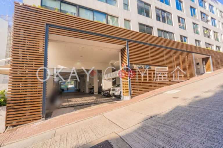 Rare 3 bedroom on high floor with rooftop & balcony | Rental