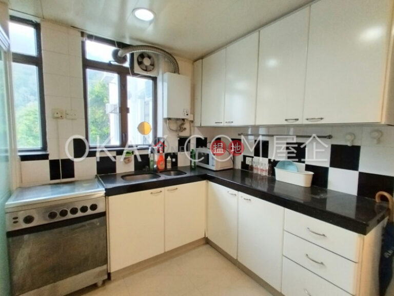 Stylish 3 bedroom on high floor with balcony | Rental