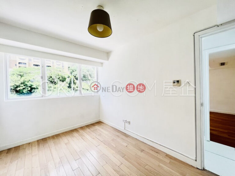 Luxurious 3 bedroom with balcony | Rental