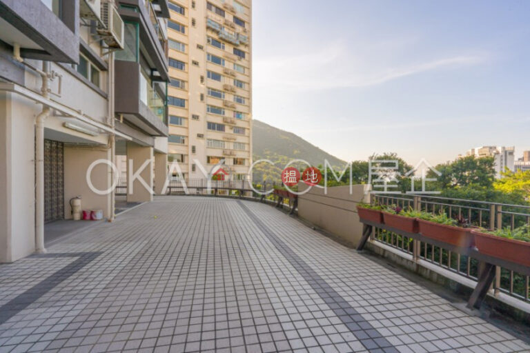 Efficient 3 bedroom with balcony & parking | Rental