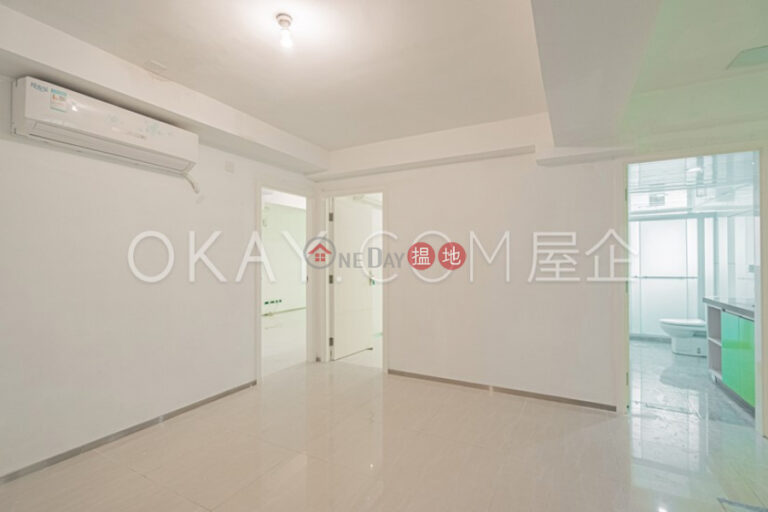 Tasteful 3 bedroom on high floor with rooftop | Rental
