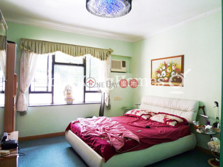 4 Bedroom Luxury Unit for Rent at Block 45-48 Baguio Villa