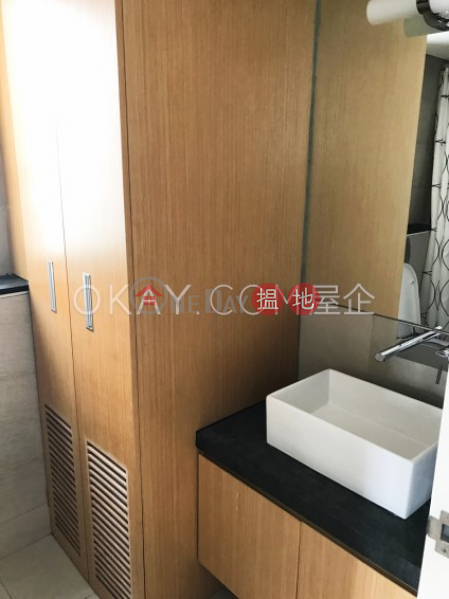 Rare 3 bedroom on high floor with rooftop & balcony | Rental