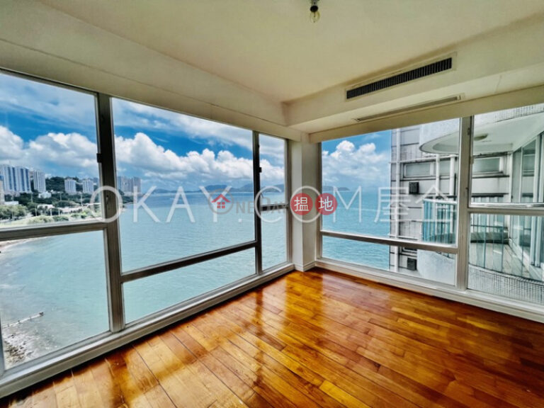 Luxurious 3 bedroom with balcony | Rental