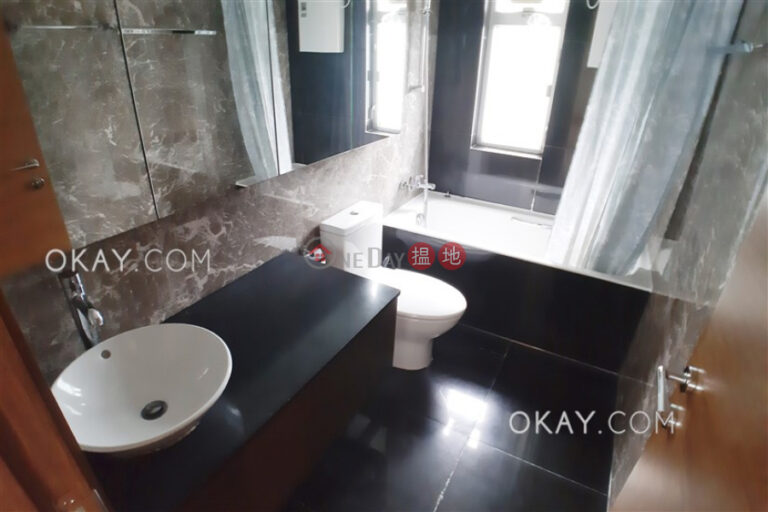 Efficient 4 bedroom with balcony & parking | Rental