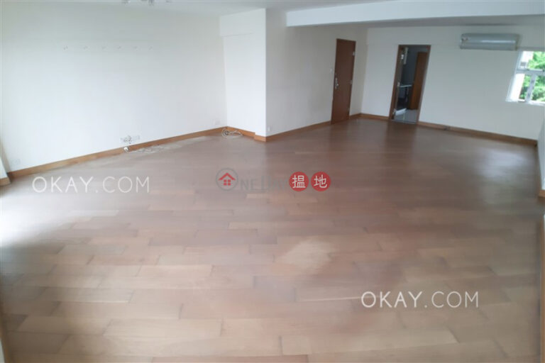 Efficient 4 bedroom with balcony & parking | Rental