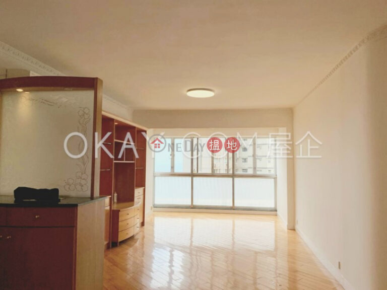 Charming 2 bedroom with terrace, balcony | Rental