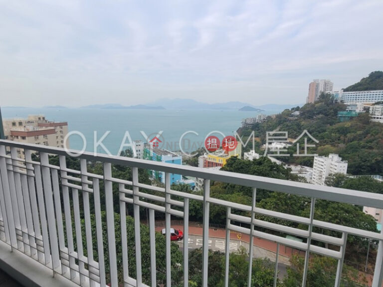 Lovely 3 bedroom with sea views, balcony | Rental