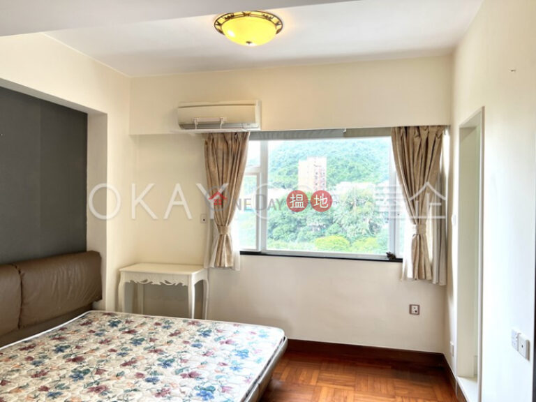 Tasteful 3 bedroom with parking | Rental