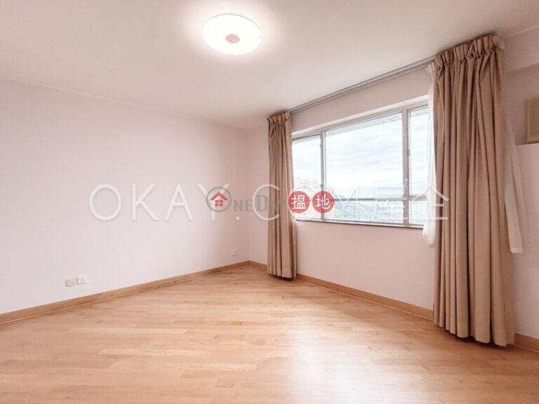 Luxurious 3 bed on high floor with sea views & balcony | Rental