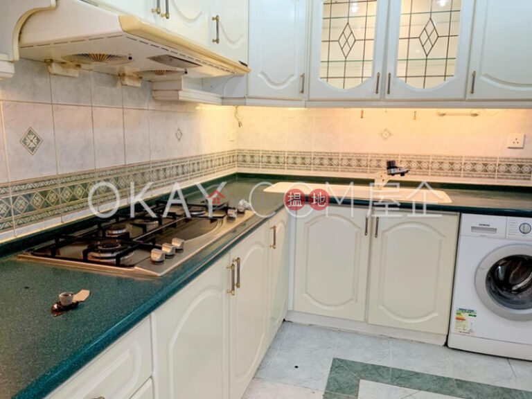 Charming 2 bedroom with terrace, balcony | Rental