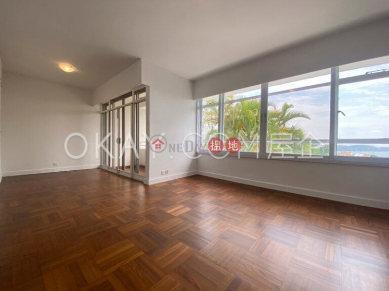 Gorgeous house with balcony & parking | Rental