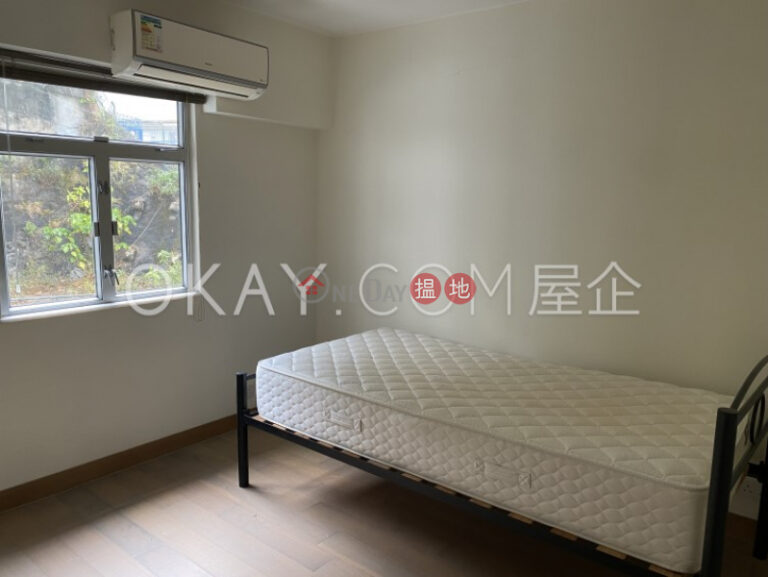Efficient 4 bedroom with balcony & parking | Rental