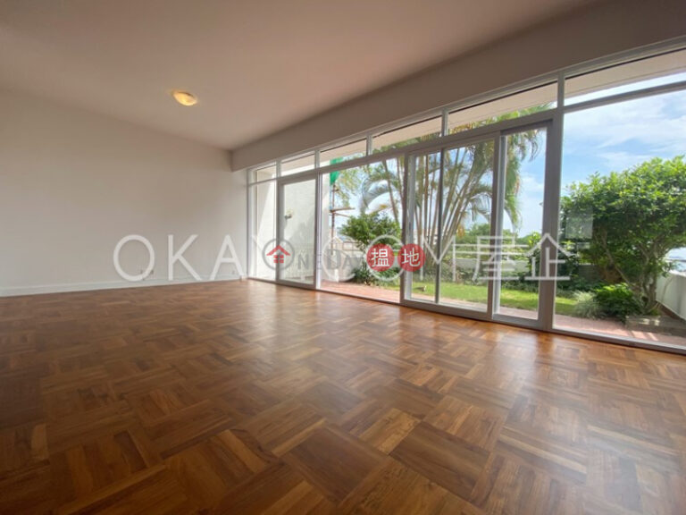 Gorgeous house with balcony & parking | Rental