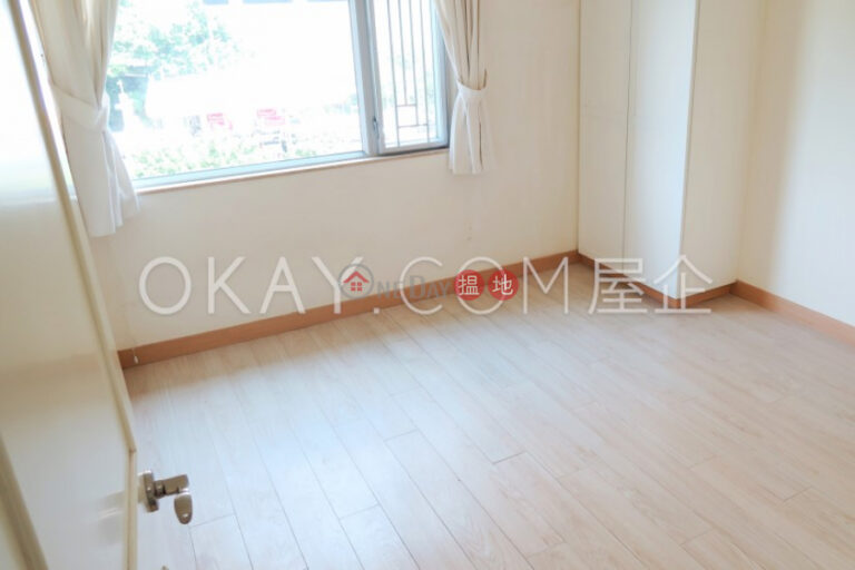 Luxurious 3 bedroom with sea views, balcony | Rental