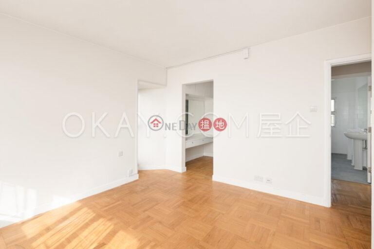 Luxurious 3 bedroom with parking | Rental