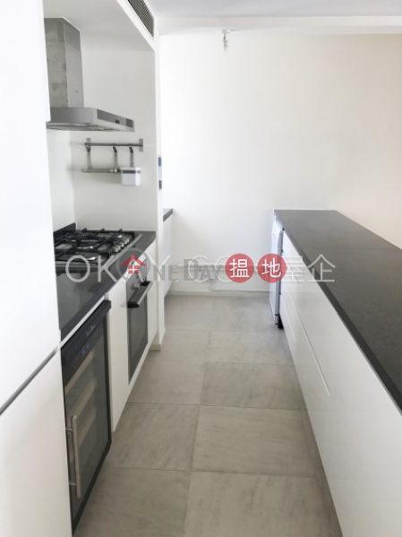 Rare 3 bedroom on high floor with rooftop & balcony | Rental