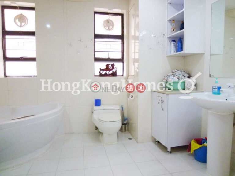 4 Bedroom Luxury Unit for Rent at Block 45-48 Baguio Villa