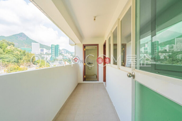 Lovely 3 bedroom with sea views & balcony | Rental