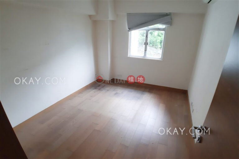 Efficient 4 bedroom with balcony & parking | Rental