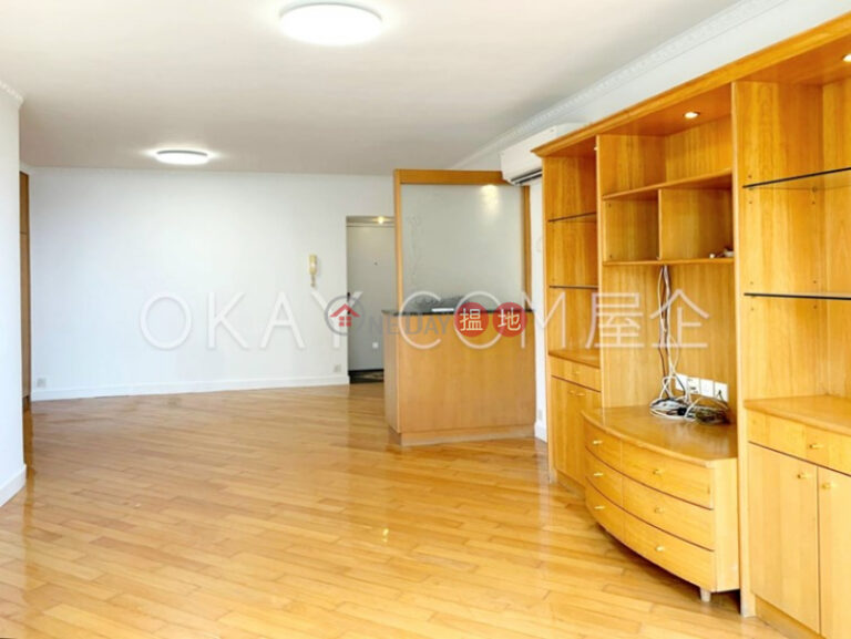 Charming 2 bedroom with terrace, balcony | Rental