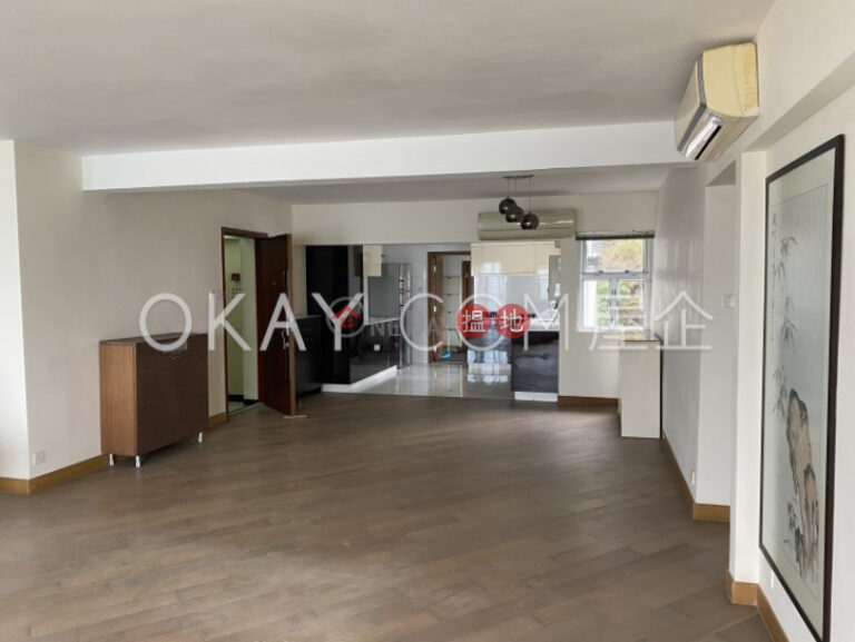 Efficient 4 bedroom with balcony & parking | Rental
