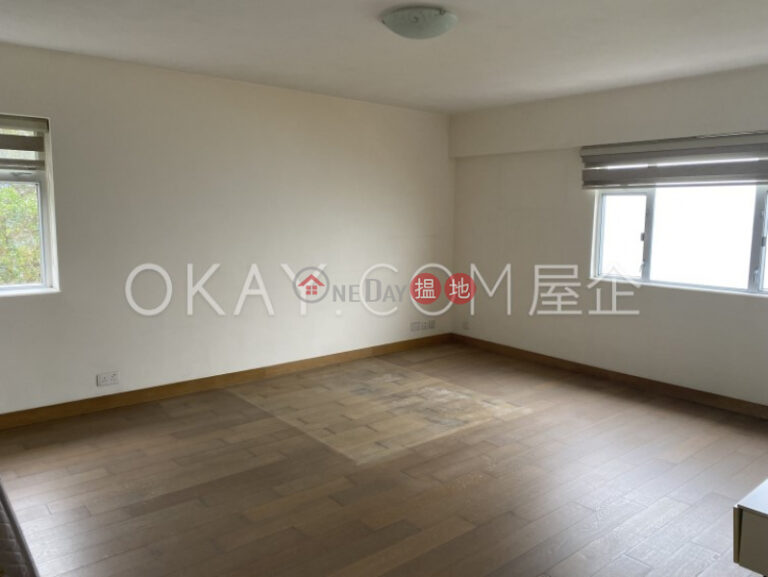 Efficient 4 bedroom with balcony & parking | Rental