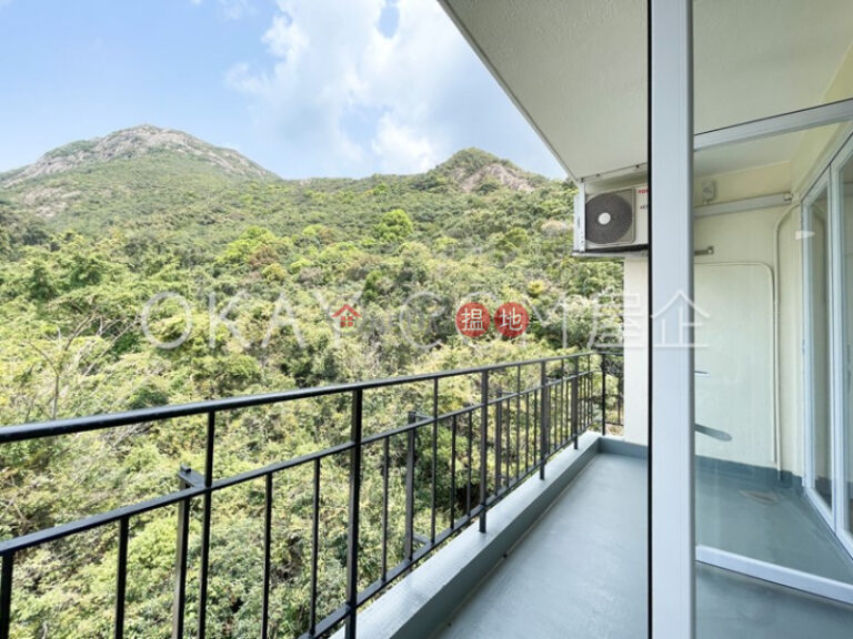 Tasteful 3 bedroom on high floor with balcony & parking | Rental