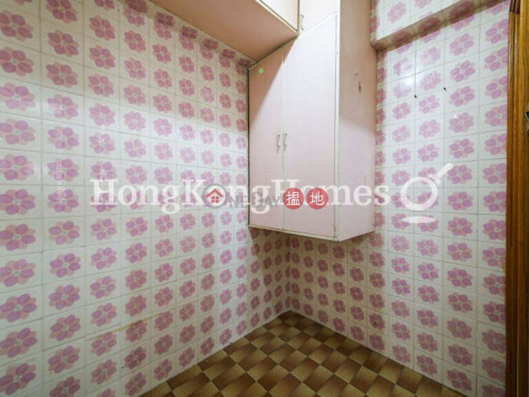 3 Bedroom Family Unit for Rent at Block 19-24 Baguio Villa