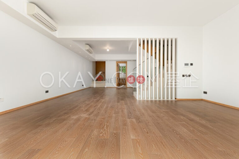 Stylish 3 bedroom with parking | Rental