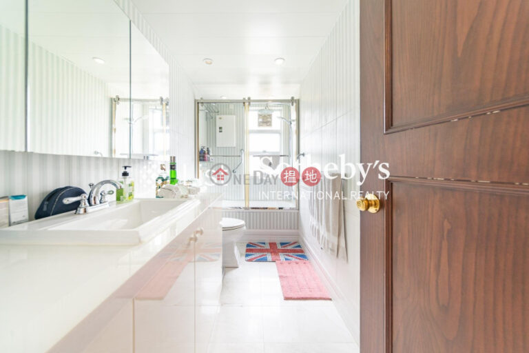 Property for Rent at Scenic Villas with 4 Bedrooms