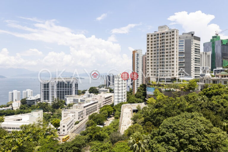 Efficient 4 bedroom with sea views | Rental