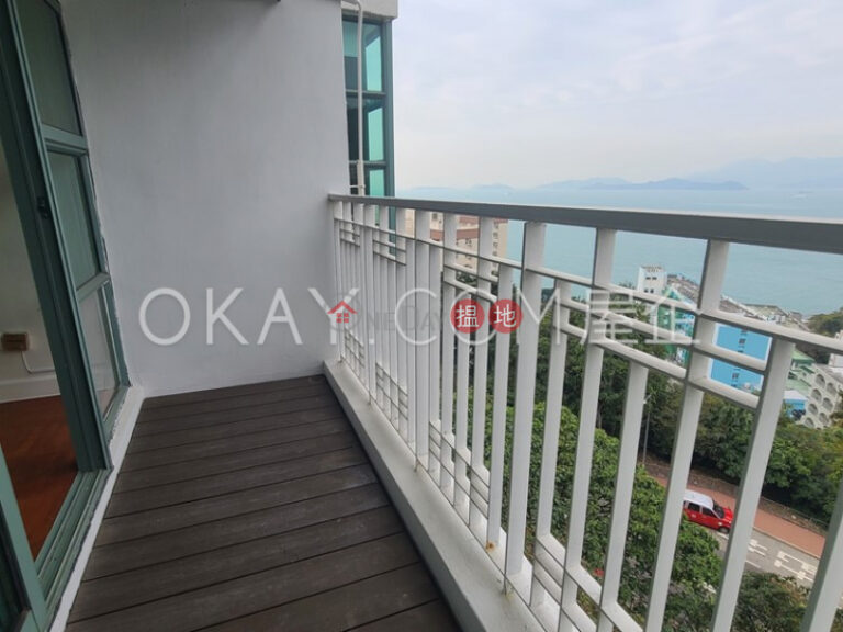 Lovely 3 bedroom with sea views, balcony | Rental