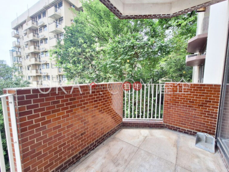 Efficient 3 bedroom with balcony & parking | Rental