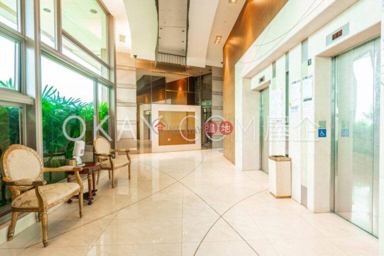 Beautiful 3 bedroom with sea views, balcony | Rental