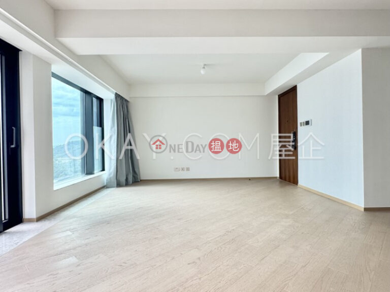 Unique 3 bedroom on high floor with balcony | Rental