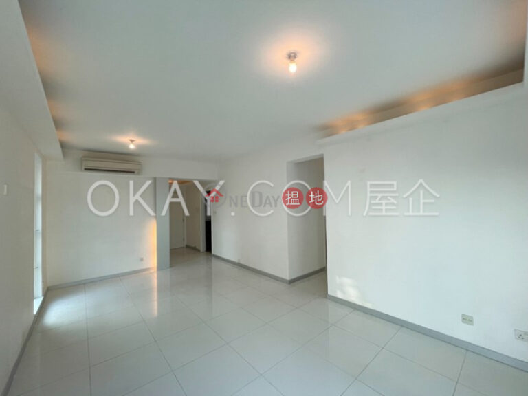 Efficient 2 bedroom with rooftop & parking | Rental