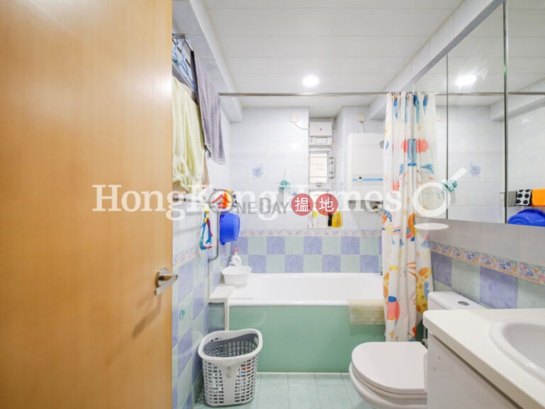 2 Bedroom Unit for Rent at Block 25-27 Baguio Villa