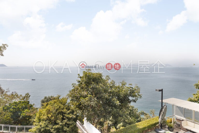 Stylish house with sea views, terrace & balcony | Rental