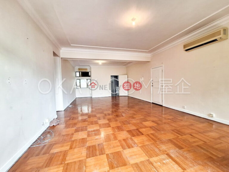 Efficient 3 bedroom with balcony & parking | Rental
